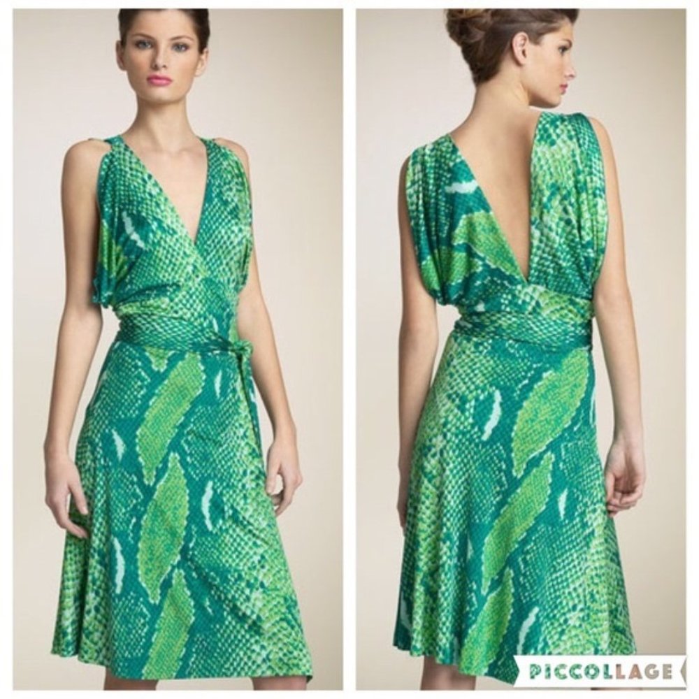 DVF Suron Silk Snake Print Wrap Dress Size 4